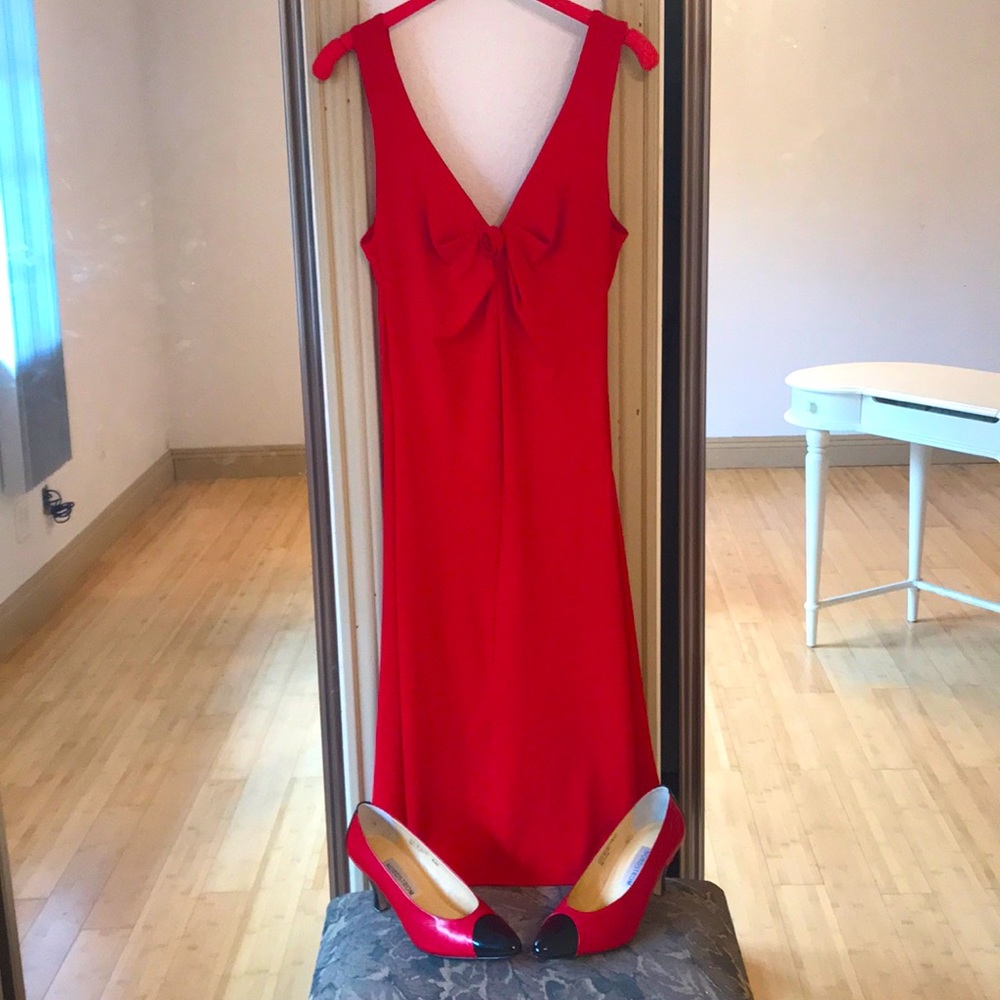 Red dress medium